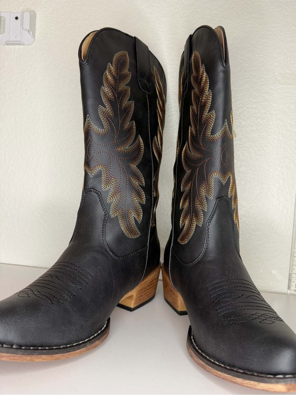 Roper Black Western Cowboy Boots with Brown Embroidery